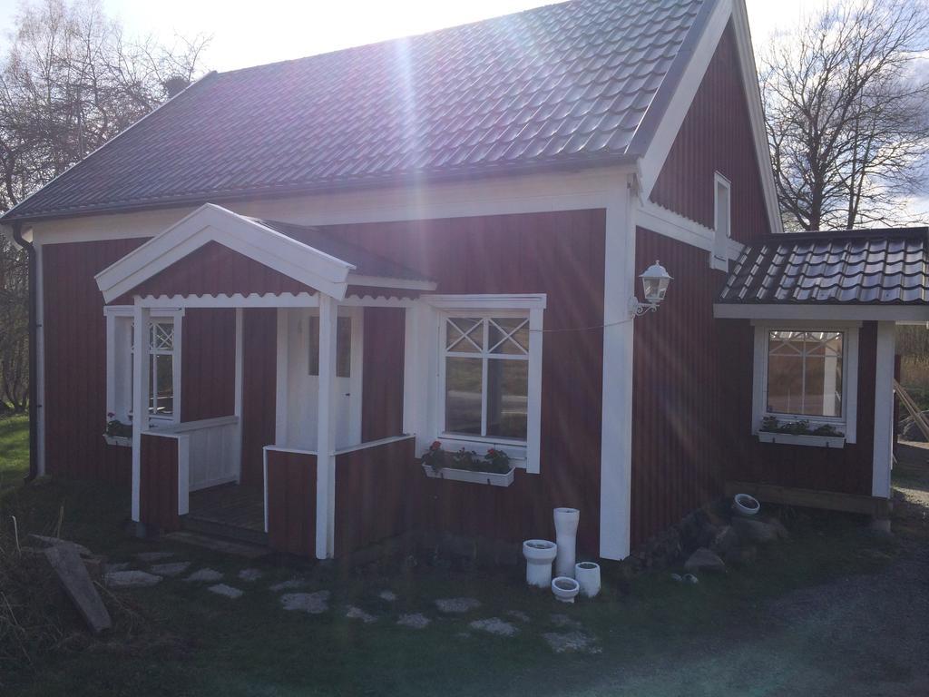 Cafe Torpet B&B Skepplanda Екстер'єр фото