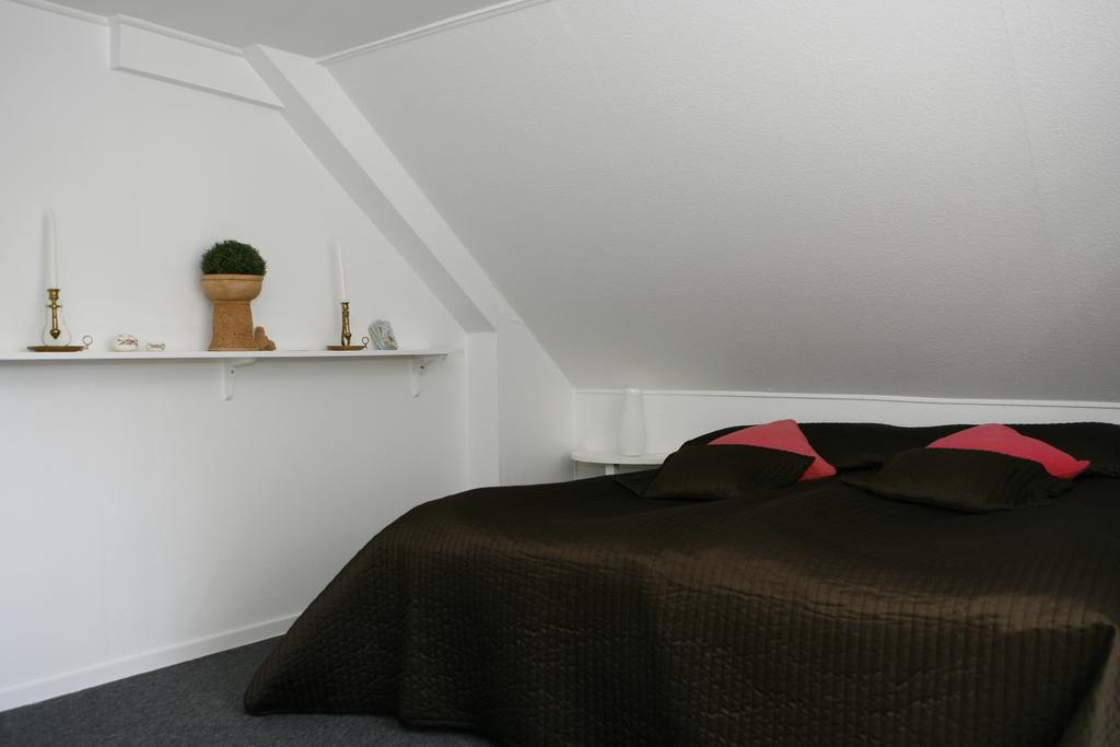 Cafe Torpet B&B Skepplanda Екстер'єр фото