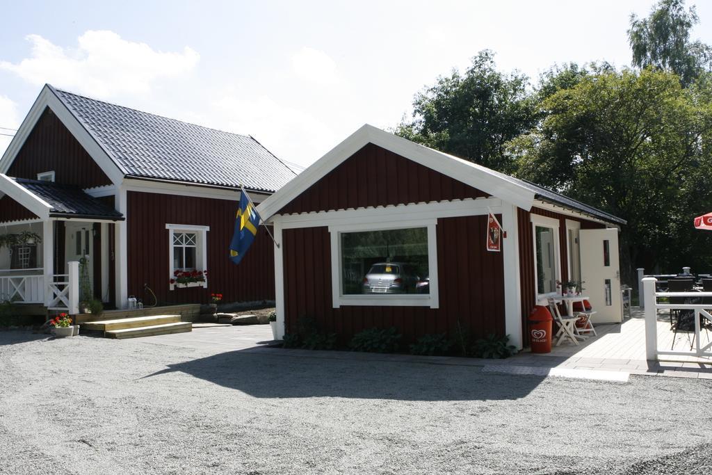 Cafe Torpet B&B Skepplanda Екстер'єр фото